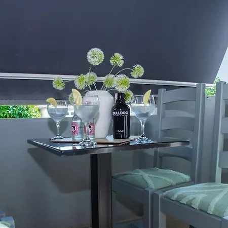 Holiday , Two Rooms.free Parking106m2 Zára